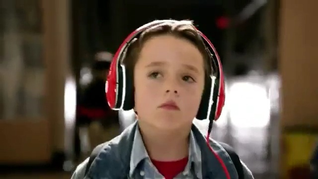 Video Reference: audio equipment, audio, hairstyle, girl, black hair, electronic device, technology, headphones, hearing, product, Person