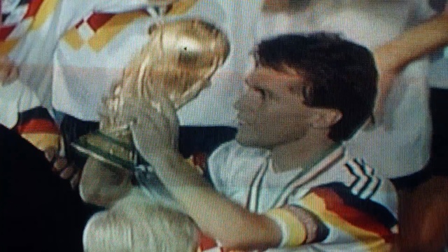 Video Reference: art, textile, interaction, girl, human, painting, fun, modern art