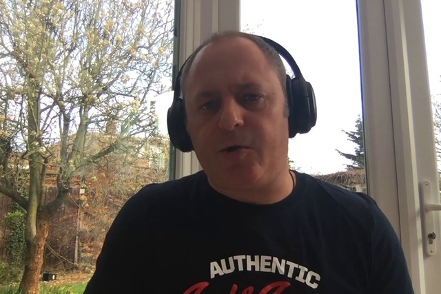 Video Reference: Hair, Forehead, Chin, T-shirt, Fun, Tree, Neck, Electronic device, Jaw