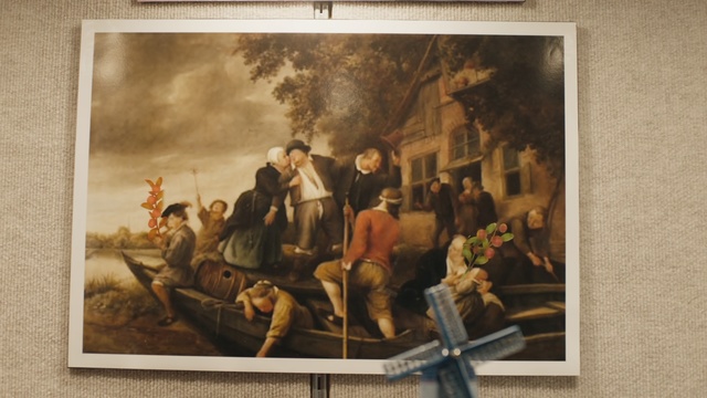 Video Reference: art, painting, art gallery, picture frame, modern art, tourist attraction, collection, museum, art exhibition, visual arts