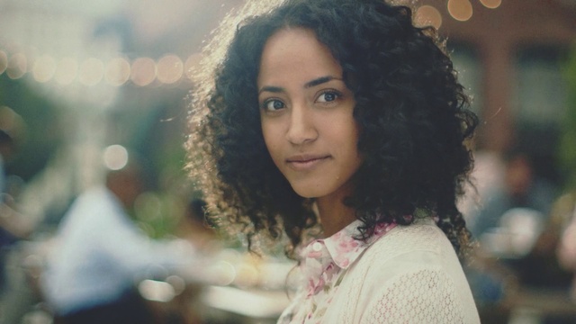 Video Reference: Hair, Face, Eyebrow, Beauty, Hairstyle, Lip, Black hair, Chin, Forehead, Long hair