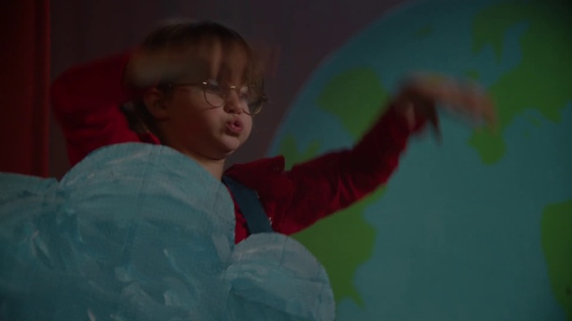 Video Reference: Green, Red, Blue, Fun, Arm, Human, Glasses, Space, Mouth, Child