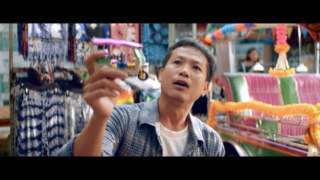 Video Reference: Fun, Snapshot, Drink, Smile, Photography, Supermarket, Happy, Alcohol, Shopkeeper, Person