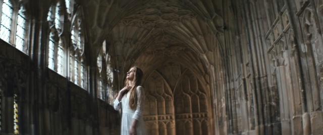 Video Reference: arch, tourist attraction, temple, building, place of worship, cathedral