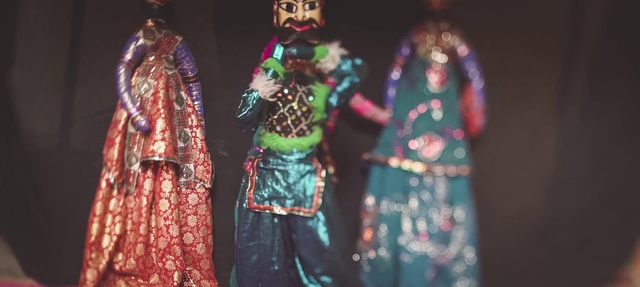 Video Reference: Fashion, Tradition, Costume design, Performing arts, Folk dance, Event, Performance art, Performance, Fashion design, Costume