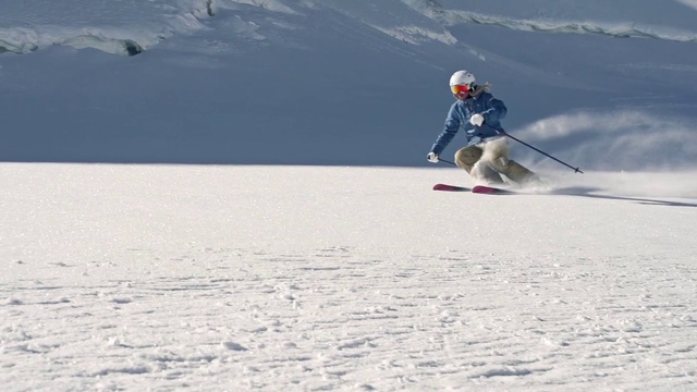 Video Reference: Skier, Snow, Ski, Ski Equipment, Skiing, Piste, Outdoor recreation, Recreation, Winter, Winter sport
