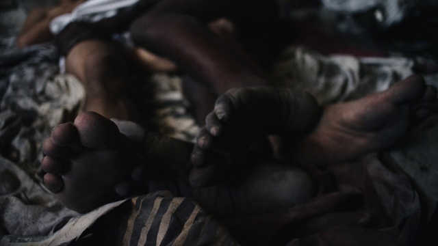 Video Reference: Leg, Muscle, Hand, Screenshot, Fictional character, Photography, Foot, Flesh