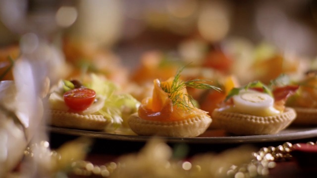 Video Reference: Food, Dish, Cuisine, Canapé, Hors doeuvre, Finger food, Ingredient, appetizer, Baked goods, Recipe