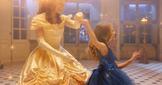 Video Reference: Lady, Dress, Yellow, Dancer, Fun, Dance, Gown, Performance art, Event, Performance