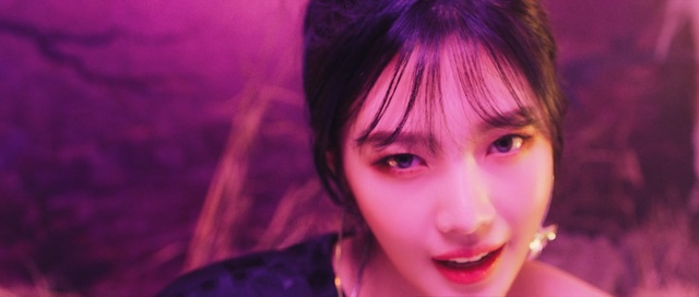 Video Reference: Hair, Face, Forehead, Pink, Eyebrow, Hairstyle, Nose, Purple, Lip, Bangs