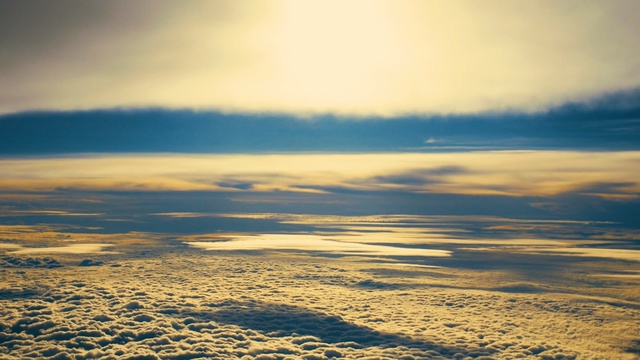 Video Reference: sky, horizon, atmosphere, cloud, morning, calm, daytime, sunlight, tundra, ecoregion