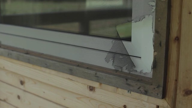 Video Reference: Wood, Siding, Hardwood, Wood stain, Plywood, Window, Glass