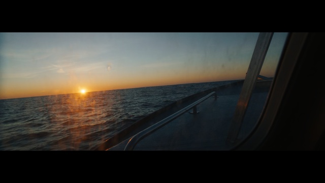 Video Reference: Horizon, Sky, Water, Sunrise, Sea, Sunset, Ocean, Morning, Calm, Sun