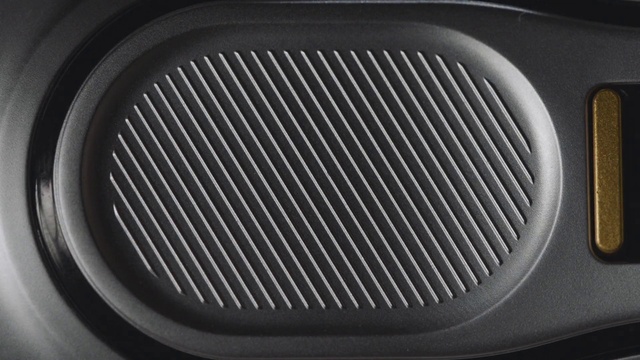 Video Reference: Grille, Motor vehicle, Automotive lighting, Automotive design, Automotive exterior, Carbon, Gas, Hood, Personal luxury car, Font