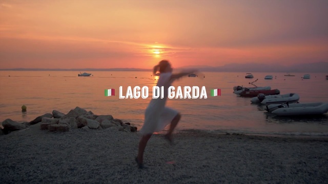 Video Reference: Horizon, Sky, Morning, Sunrise, Sea, Sunset, Ocean, Fun, Physical fitness, Happy