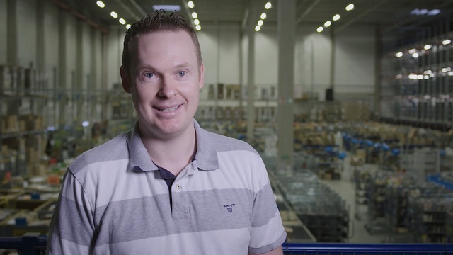 Video Reference: Vacation, Leisure, Smile, Factory, White-collar worker, Person