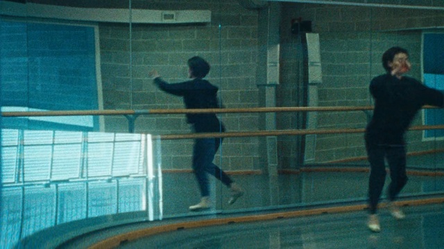 Video Reference: Leisure, Leisure centre, Swimming pool, Recreation, Indoor games and sports, Games, Person