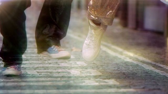 Video Reference: finger, hand, leg, water, shoe, foot, fun, nail, Person