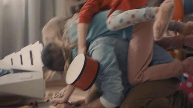 Video Reference: Leg, Child