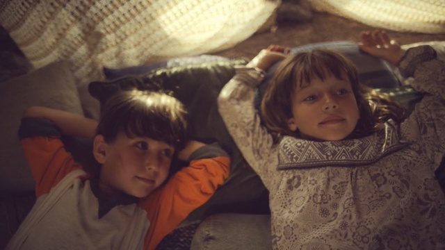 Video Reference: People, Child, Fun, Eye, Human, Sky, Smile, Adaptation, Sibling, Family, Person