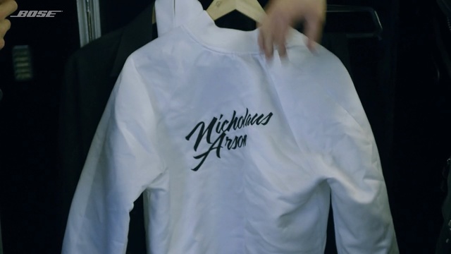 Video Reference: white, t shirt, clothing, sleeve, shoulder, outerwear, top, fashion, product, textile