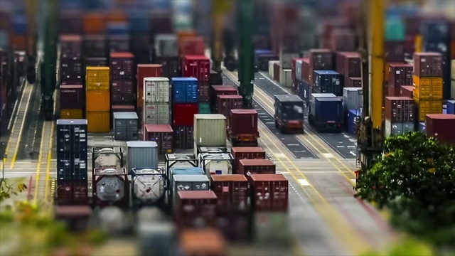 Video Reference: Urban area, Metropolitan area, Transport, Cityscape, Traffic, City, Human settlement, Metropolis, Mode of transport, Downtown