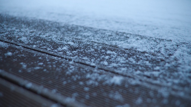 Video Reference: Snow, Freezing, Sky, Winter, Frost, Line, Rain and snow mixed, Precipitation, Ice