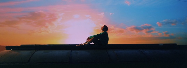 Video Reference: sky, cloud, sunrise, photography, sunset, morning, evening, atmosphere, horizon, sunlight