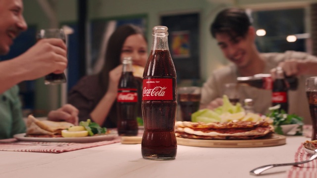 Video Reference: Cola, Food, Coca-cola, Junk food, Drink, Dish, Cuisine, Fast food, Carbonated soft drinks, Ingredient