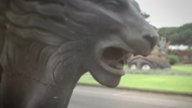 Video Reference: Sculpture, Statue, Snout, Art, Mouth, Wildlife, Jaw, Monument, Person