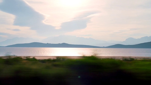 Video Reference: Sky, Nature, Water, Highland, Cloud, Horizon, Water resources, Sea, Atmospheric phenomenon, Loch