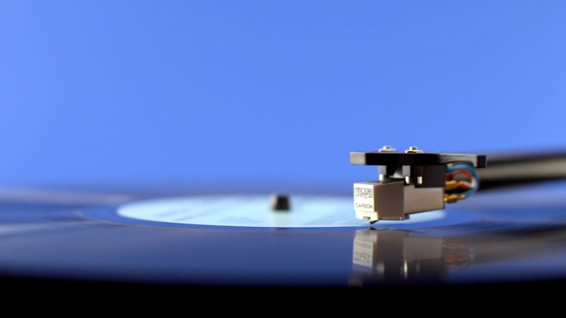 Video Reference: blue, water, sky, technology, line