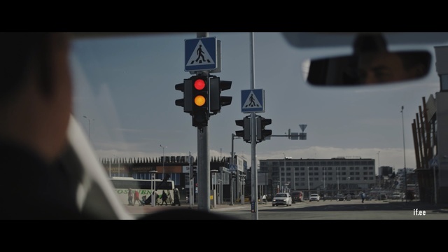 Video Reference: Traffic light, signaling device, Lighting, Transport, Light fixture, Sky, Interior design, Road, Traffic, Street light