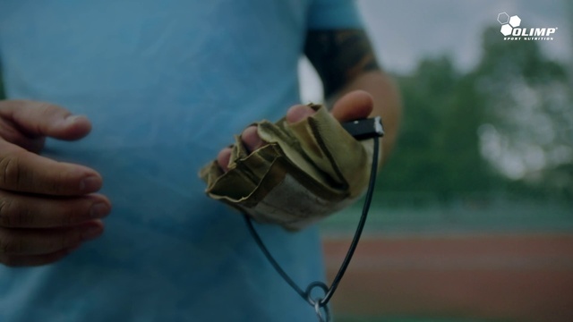 Video Reference: Hand, Cuisine