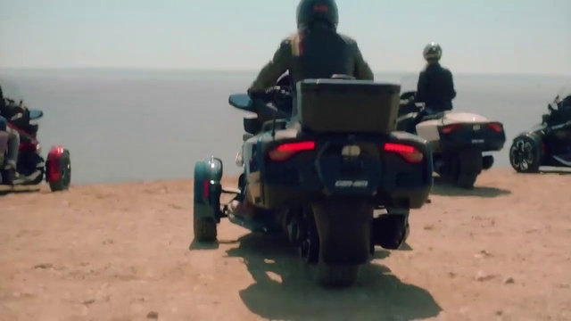 Video Reference: Land vehicle, All-terrain vehicle, Vehicle, Sand, Motor vehicle, Natural environment, Mode of transport, Landscape, Off-roading, Off-road vehicle