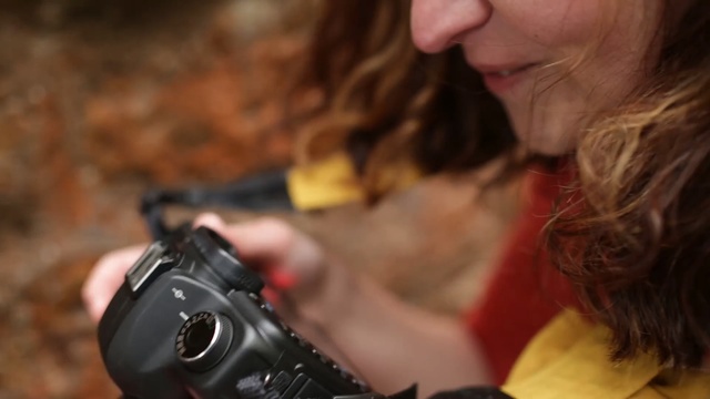 Video Reference: photography, cameras & optics, single lens reflex camera, camera operator, camera, digital slr, cinematographer, videographer, reflex camera, girl