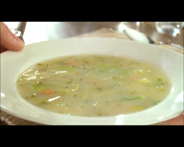 Video Reference: Dish, Food, Cuisine, Soup, Corn crab soup, Clam chowder, Ingredient, Leek soup, Congee, Chowder