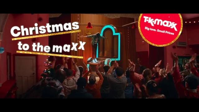 Video Reference: Font, Entertainment, Magenta, Music venue, Window, Event, Stage, T-shirt, Logo, Fun