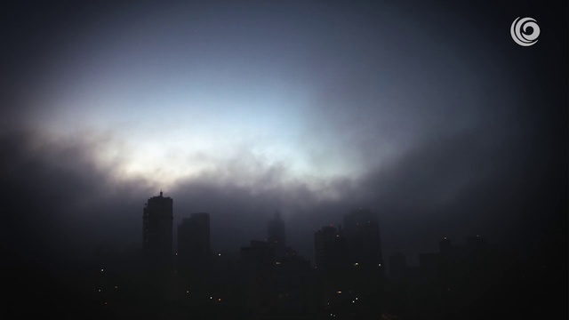 Video Reference: Sky, Atmospheric phenomenon, Cloud, Atmosphere, Light, Daytime, Darkness, Urban area, Morning, Mist