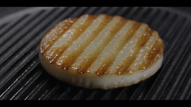 Video Reference: Food, Dish, Cuisine, Ingredient, Pan frying, Scallop, Comfort food, Recipe, Produce, Cooking
