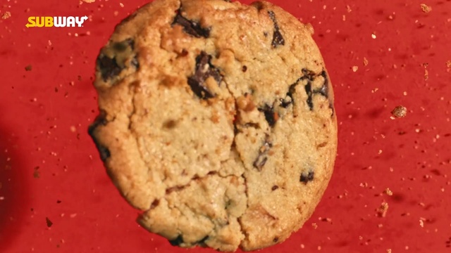 Video Reference: Cookies and crackers, Food, Snack, Oatmeal-raisin cookies, Dish, Chocolate chip cookie, Cuisine, Cookie, Baked goods, Dessert