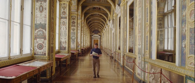 Video Reference: Building, Architecture, Tourist attraction, Palace, Arcade, Aisle, Art, Person