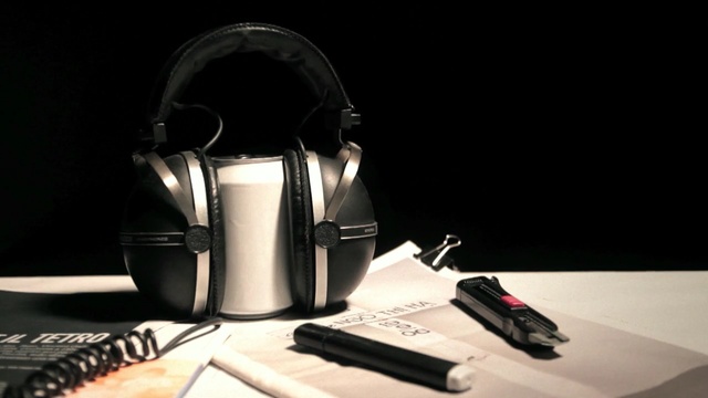 Video Reference: headphones, audio equipment, audio, technology, product, electronic device, product, gadget, headset
