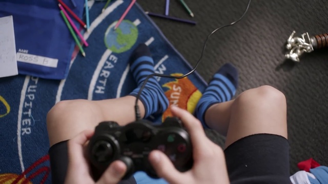 Video Reference: Finger, Hand, Play, Fun, Technology, Photography, Electronic device, Plant, Thumb, Games, Person