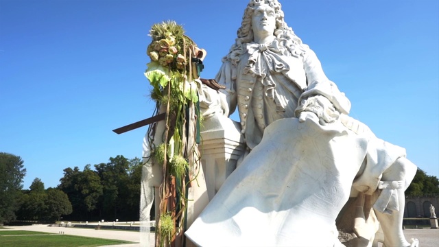 Video Reference: Statue, Sculpture, Monument, Classical sculpture, Memorial, Art, Rock