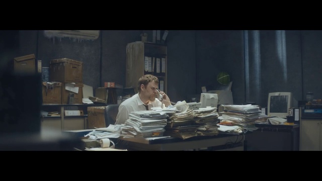 Video Reference: Snapshot, Sitting, Human, Conversation, Mouth, Screenshot, Scene, Photography
