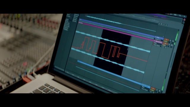 Video Reference: Electronics, Technology, Electronic device, Display device, Games, Gadget, Multimedia, Screenshot, Sport venue