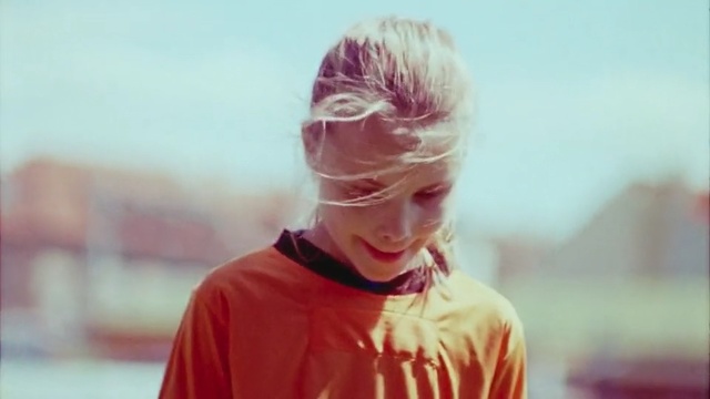 Video Reference: hair, human hair color, blond, hairstyle, girl, forehead, cool, hair coloring, smile, long hair