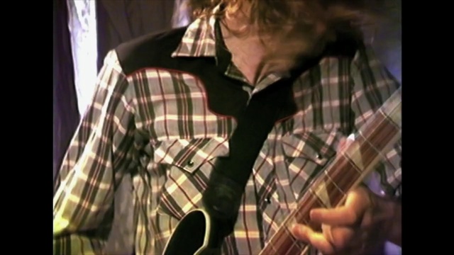 Video Reference: Music, String instrument, Musician, Guitarist, Musical instrument, String instrument, Guitar, Plucked string instruments, String instrument accessory, Jazz guitarist