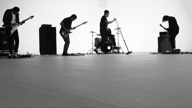 Video Reference: white, black, photograph, black and white, photography, monochrome photography, monochrome, recreation, music, Person